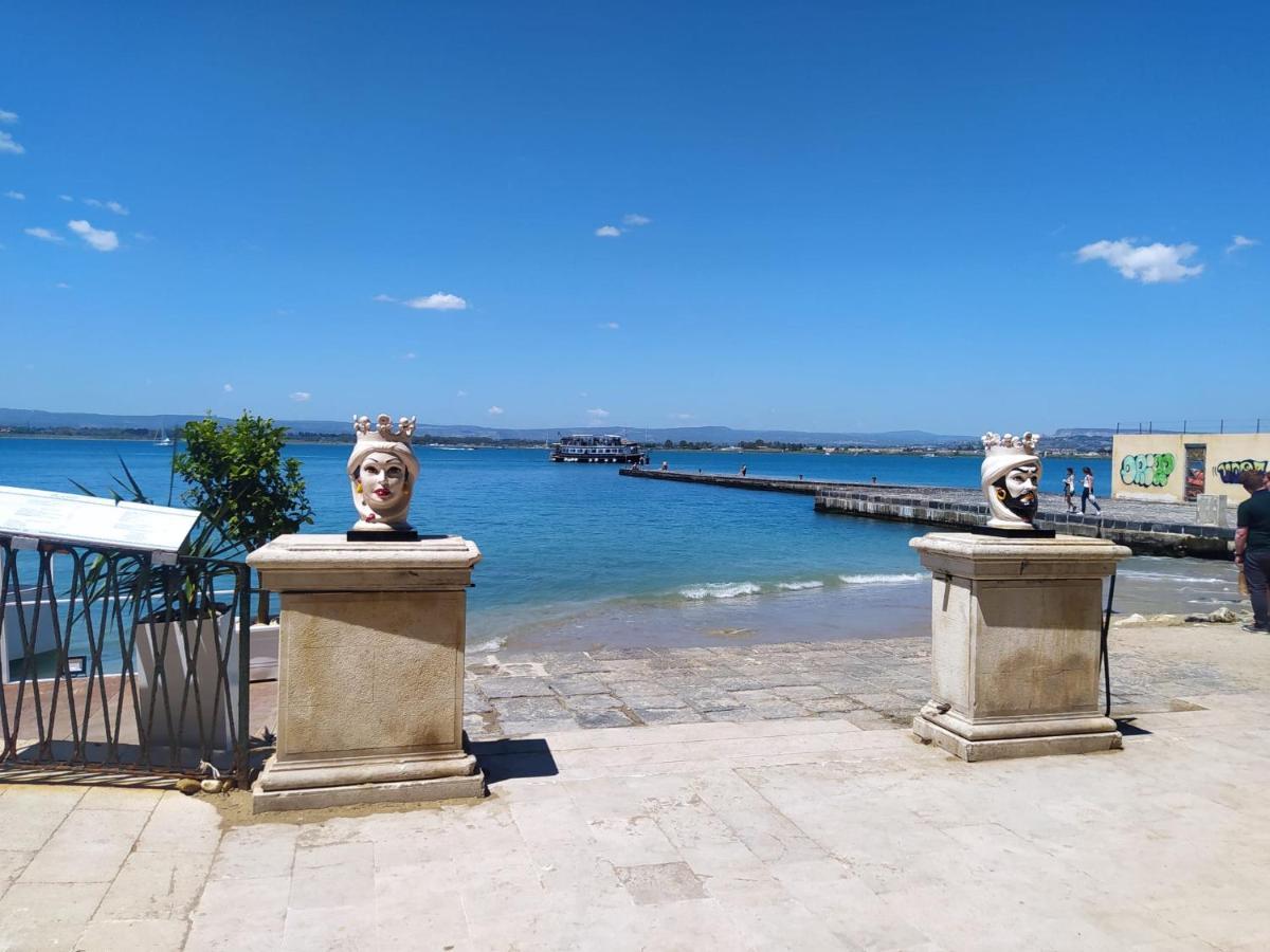 Апартаменты Delos E Artemide Сиракузы Экстерьер фото